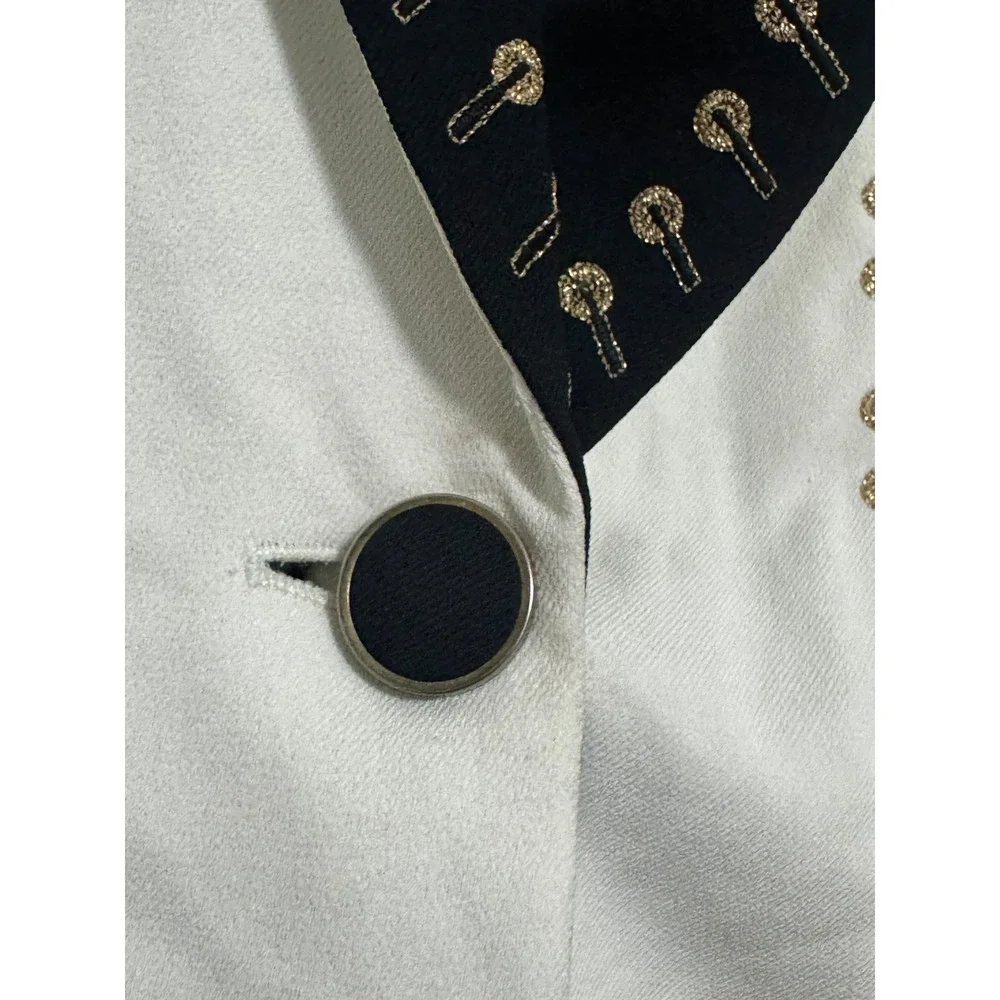 Suzelle VTG Cream Black Embroidered Lace up Blazer sz4 Shawl Collar Western Glam